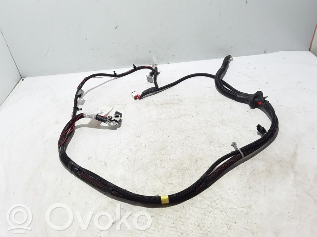 Cable positivo (batería)   68322414AA