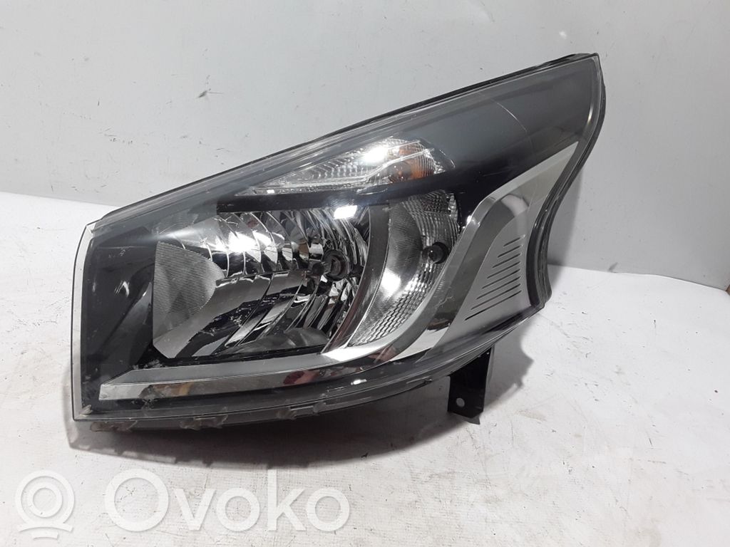 Renault Trafic III (X82) Scheinwerfer 