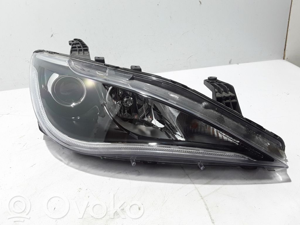 Chrysler Pacifica Phare frontale 