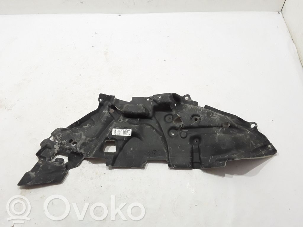 Volvo V60 Izolare fonică perete frontal 