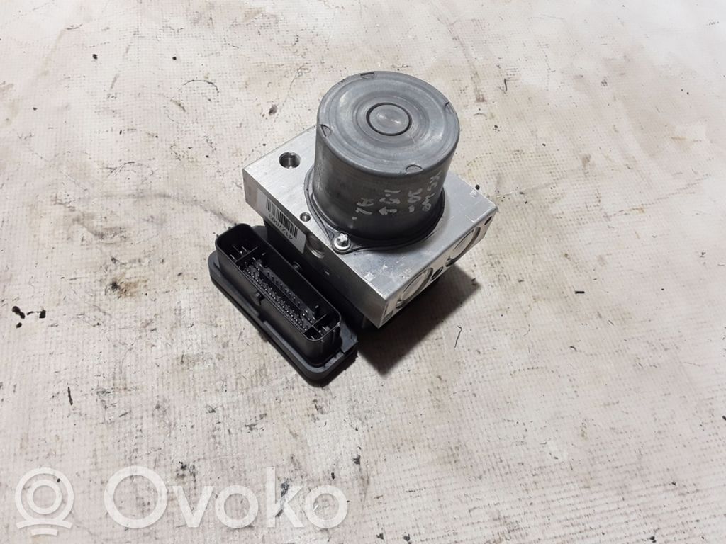Volvo XC40 ABS Pump 