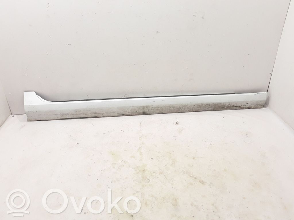 Volvo S90, V90 Listón 