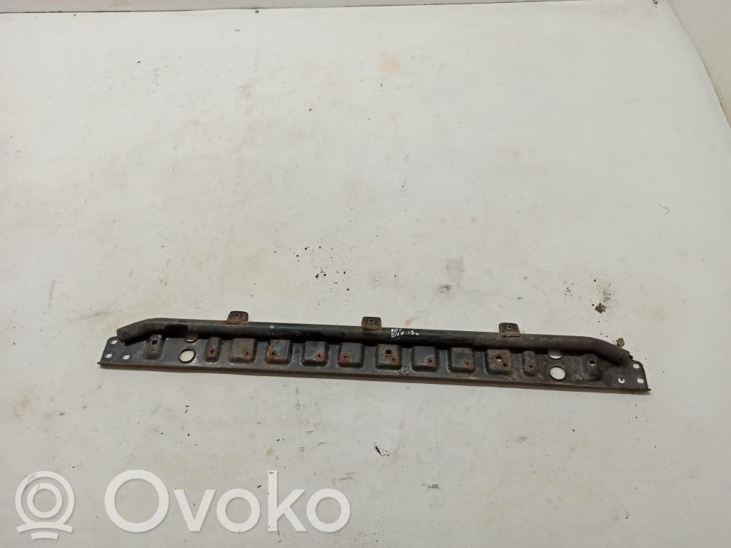 Fixation de radiateur   LR024295,BJ328A297AA