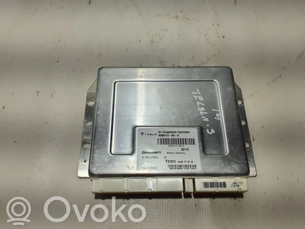 Tesla Model S Air suspension control unit module (rear) 