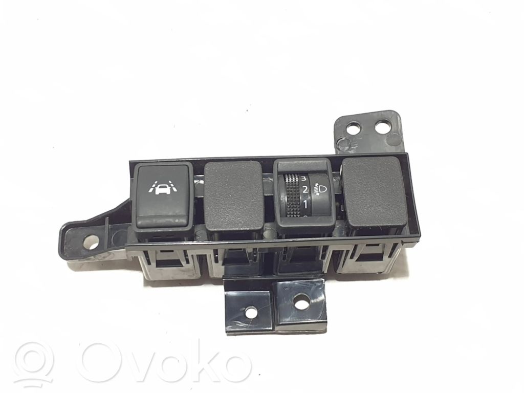 Nissan Qashqai Interruptor de luz 