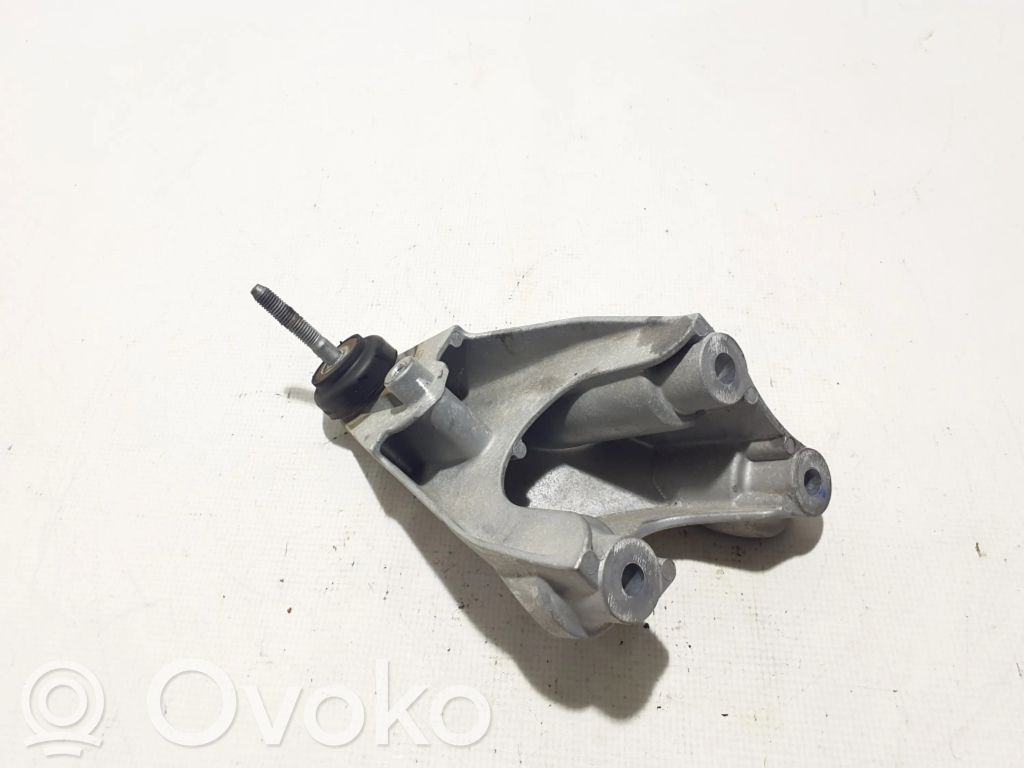 Dacia Spring Moottorin kiinnikekorvake (käytetyt) 
