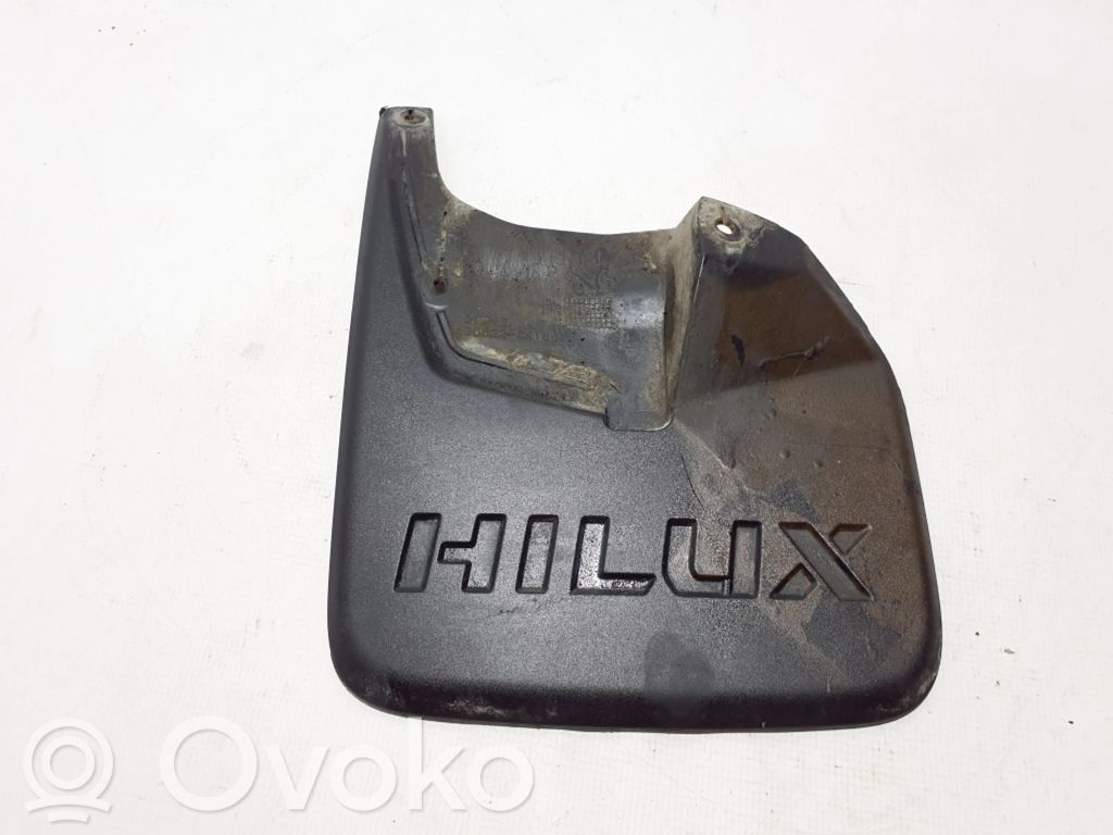 Toyota Hilux (AN120, AN130) Parafango anteriore