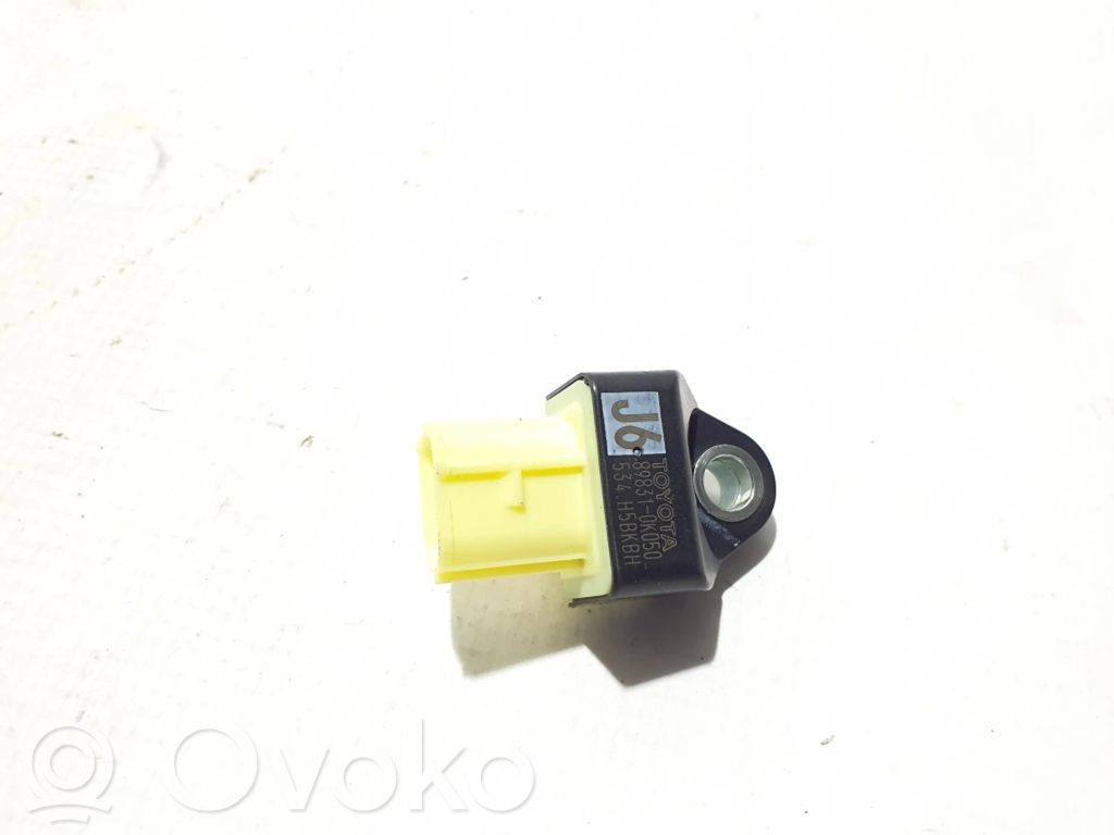 Toyota Hilux (AN120, AN130) Senzor impact/declanșare airbag 