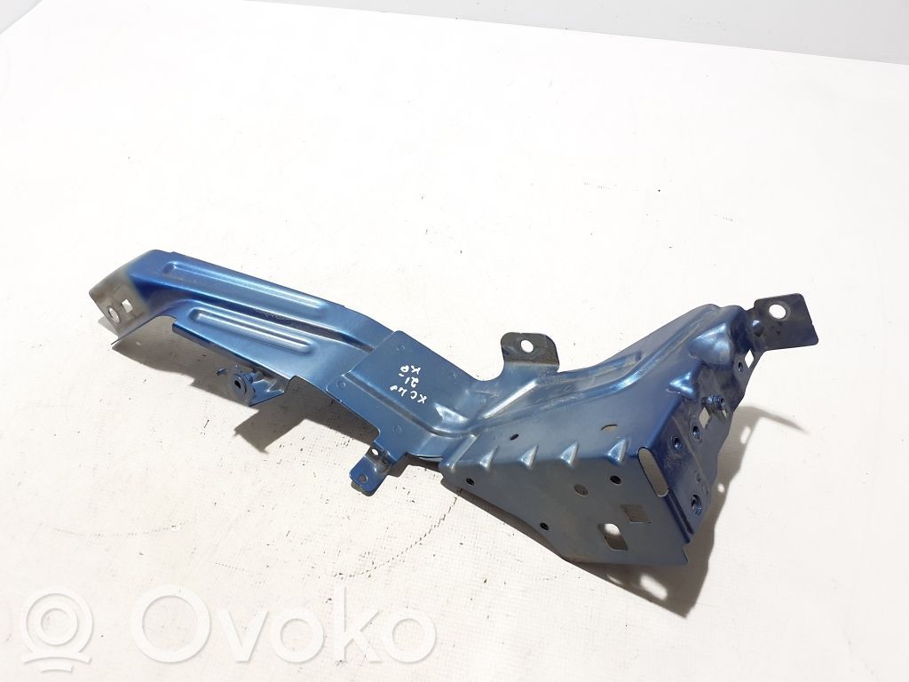 Volvo XC40 Ajovalon kannake