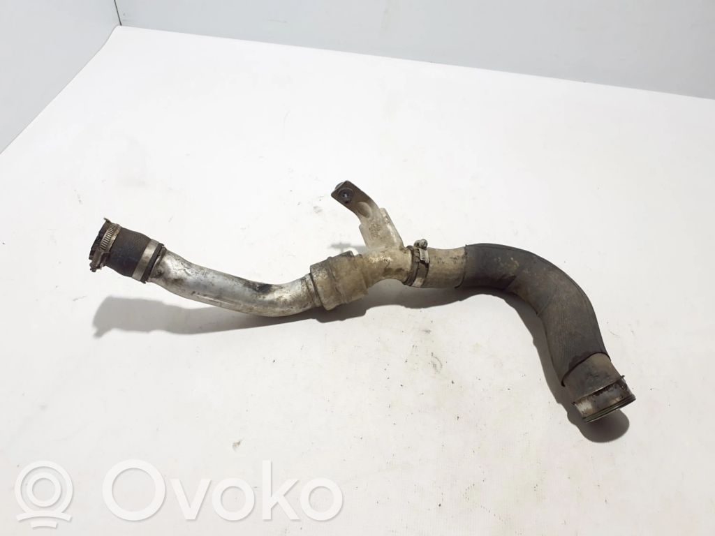 Volkswagen Touareg II Wąż / Rura intercoolera 