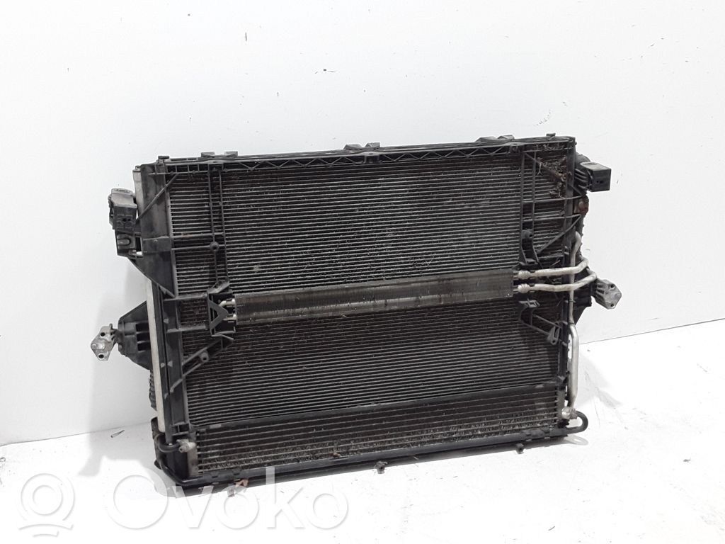 Volkswagen Touareg II Set del radiatore