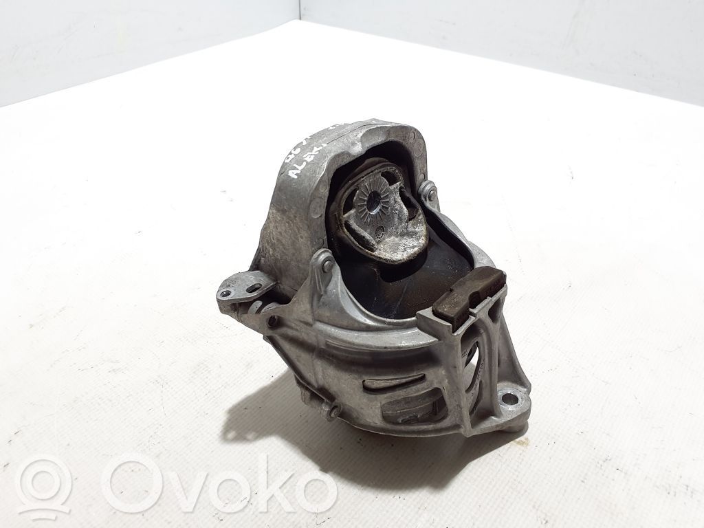 Audi A6 S6 C8 4K Engine mount bracket 