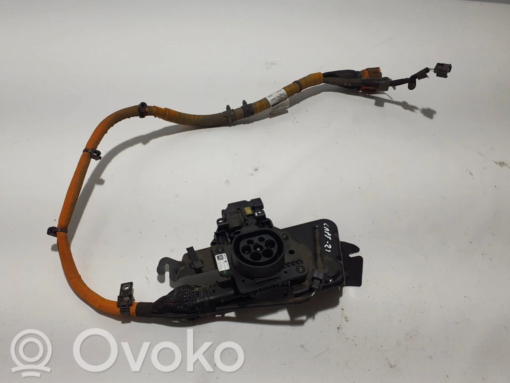 Renault Captur II Electric car charge socket 