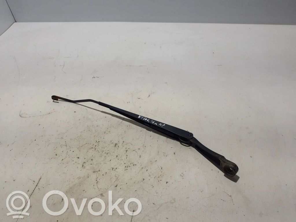 Nissan NV200 Ramię wycieraczki szyby przedniej / czołowej 