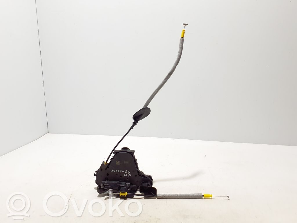 Renault Austral Front door lock 