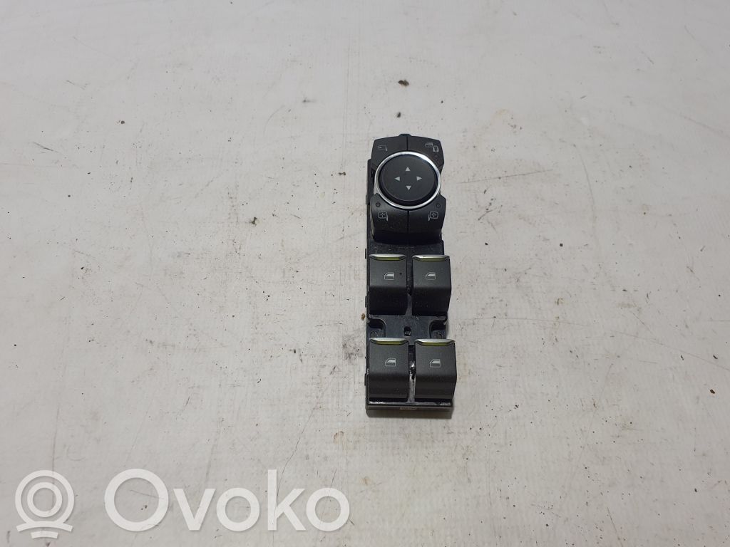 Ford Mach-E I Interruptor del elevalunas eléctrico 