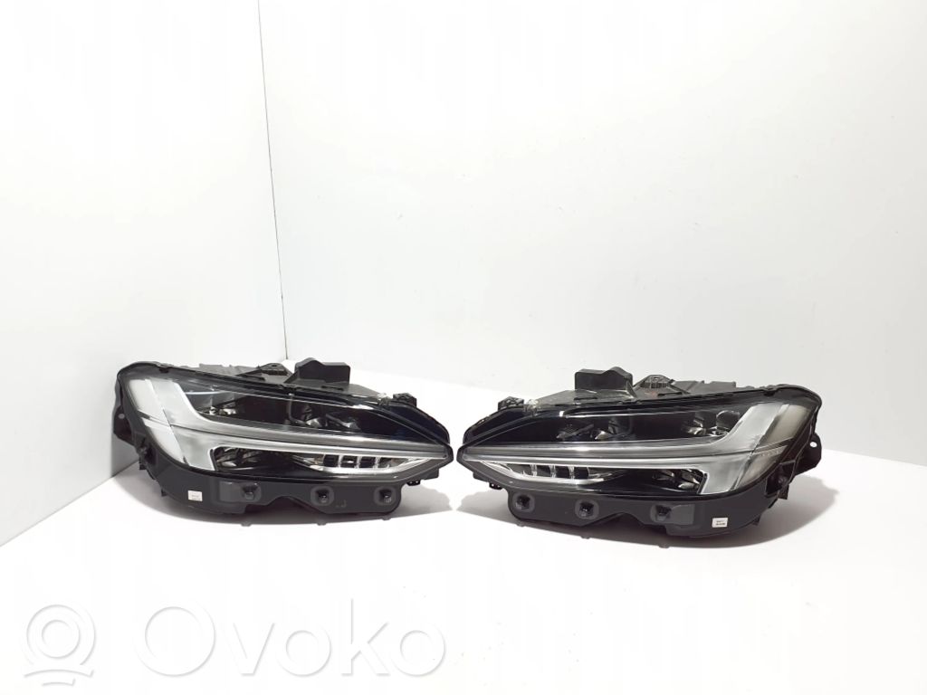 Volvo S90, V90 Scheinwerfer 