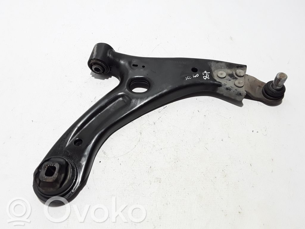 Volvo XC40 Querlenker Achsschenkel vorne 