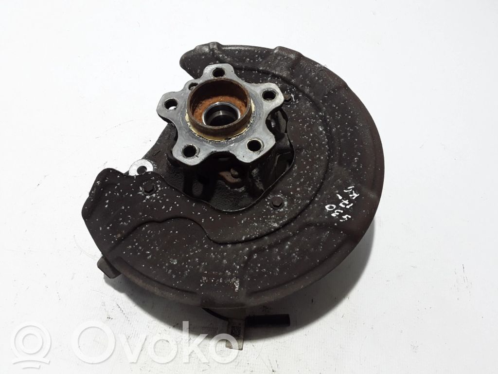BMW 5 G30 G31 G38 Piasta koła tylnego 
