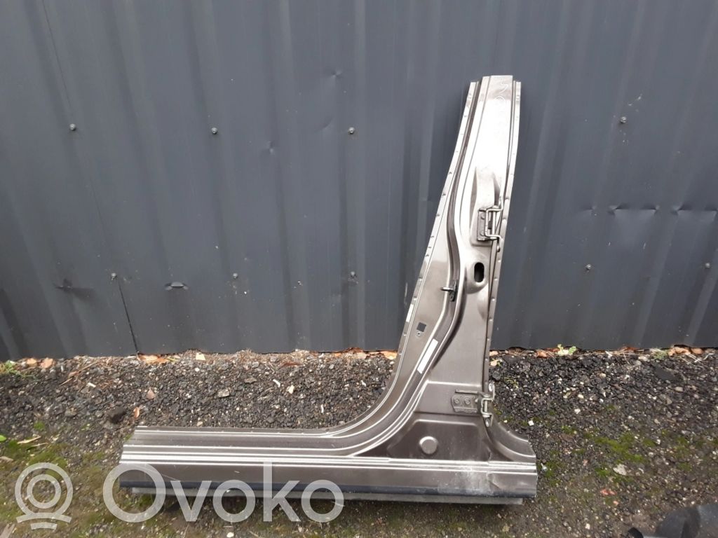 Pilar (medio)   G65714EAME