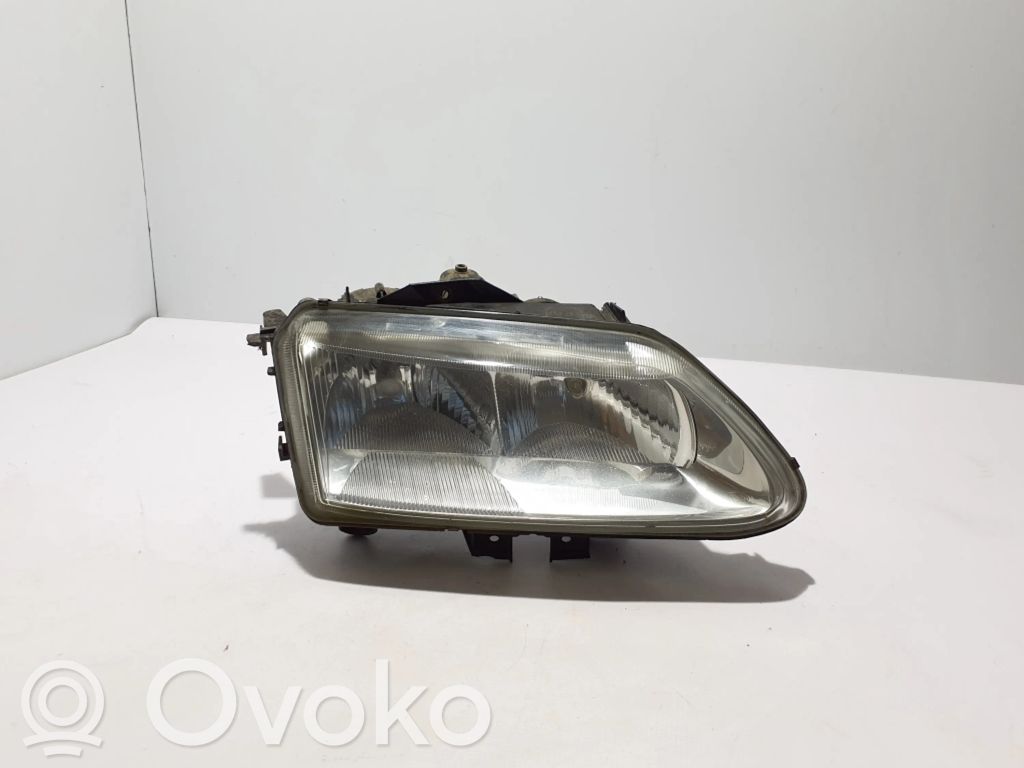 Renault Espace III Scheinwerfer 