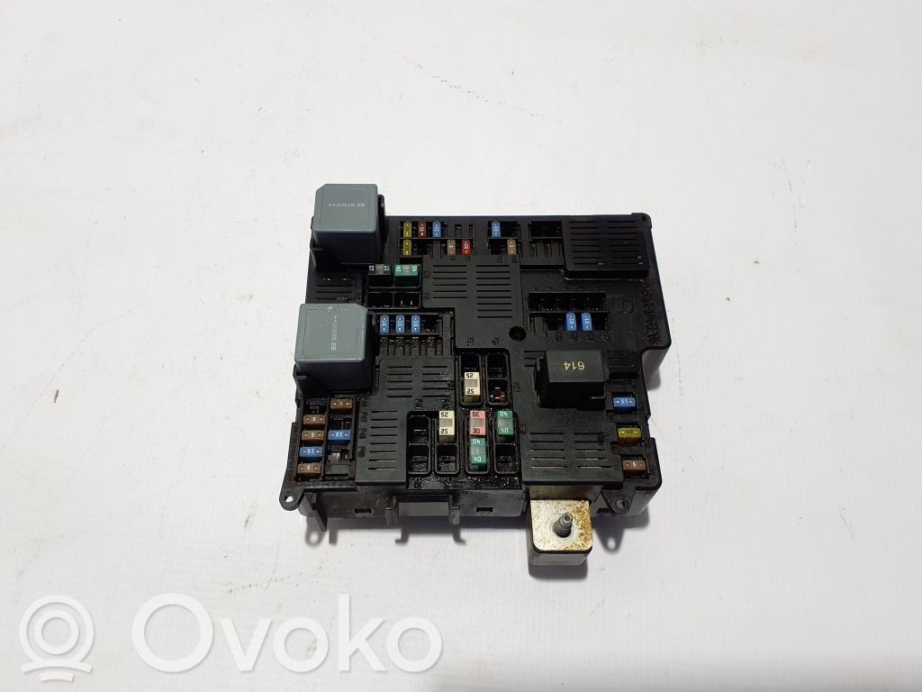 Volvo XC90 Fuse module 