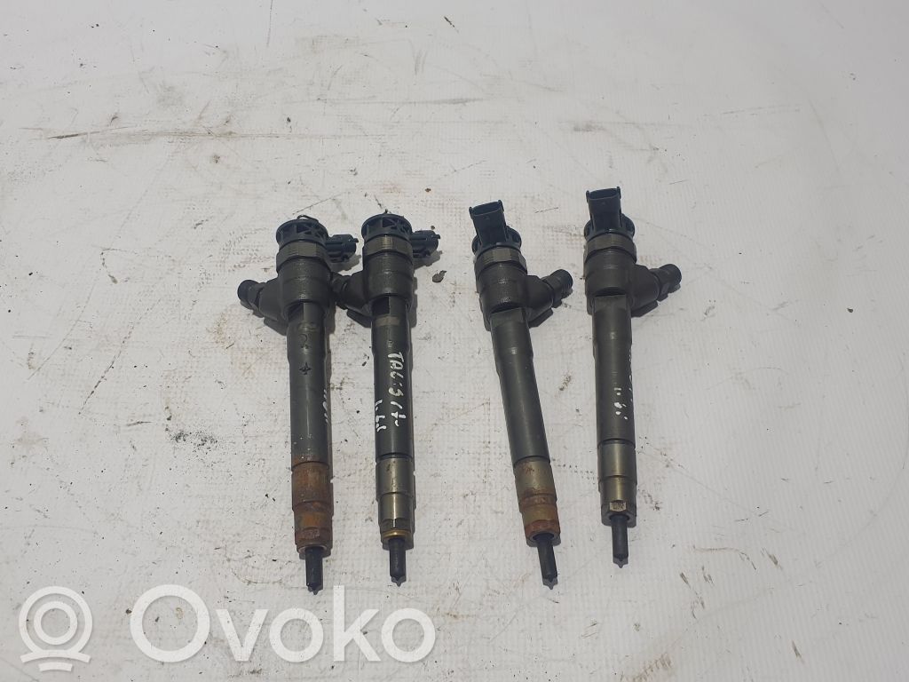 Inyector de combustible   0445110569