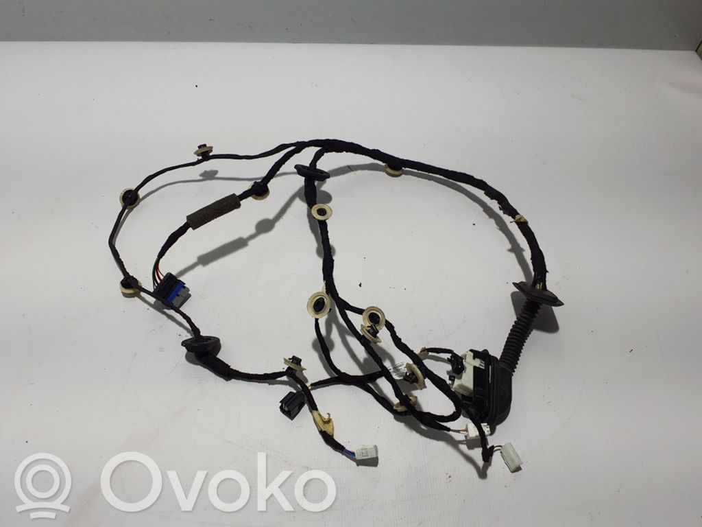 Otros cableados   241279093R