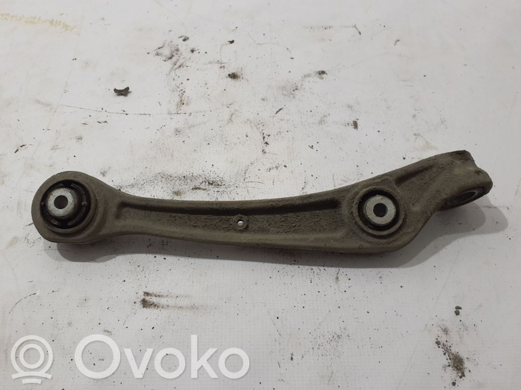Audi A5 8T 8F Braccio di controllo sospensione anteriore inferiore/braccio oscillante 