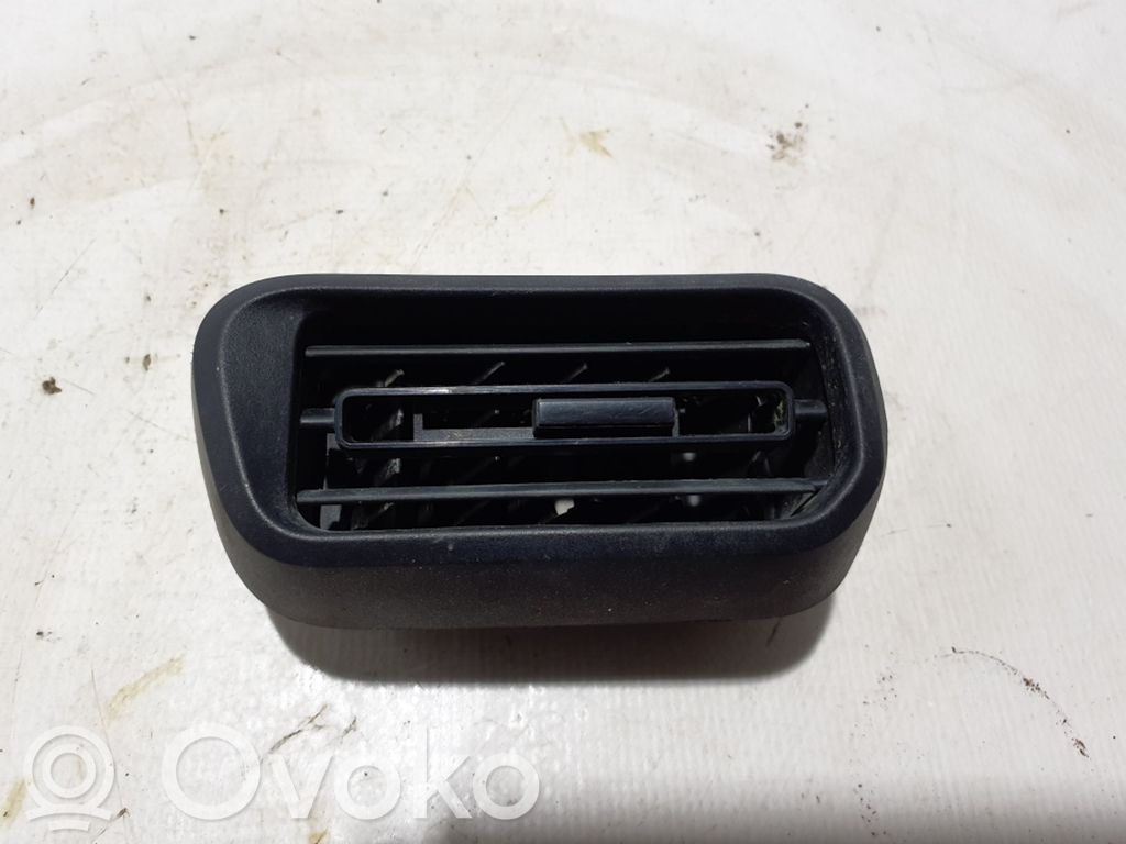 Opel Combo E Moldura protectora de la rejilla de ventilación lateral del panel 
