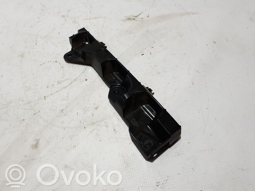 Renault Megane E-Tech Uchwyt / Mocowanie zderzaka tylnego 