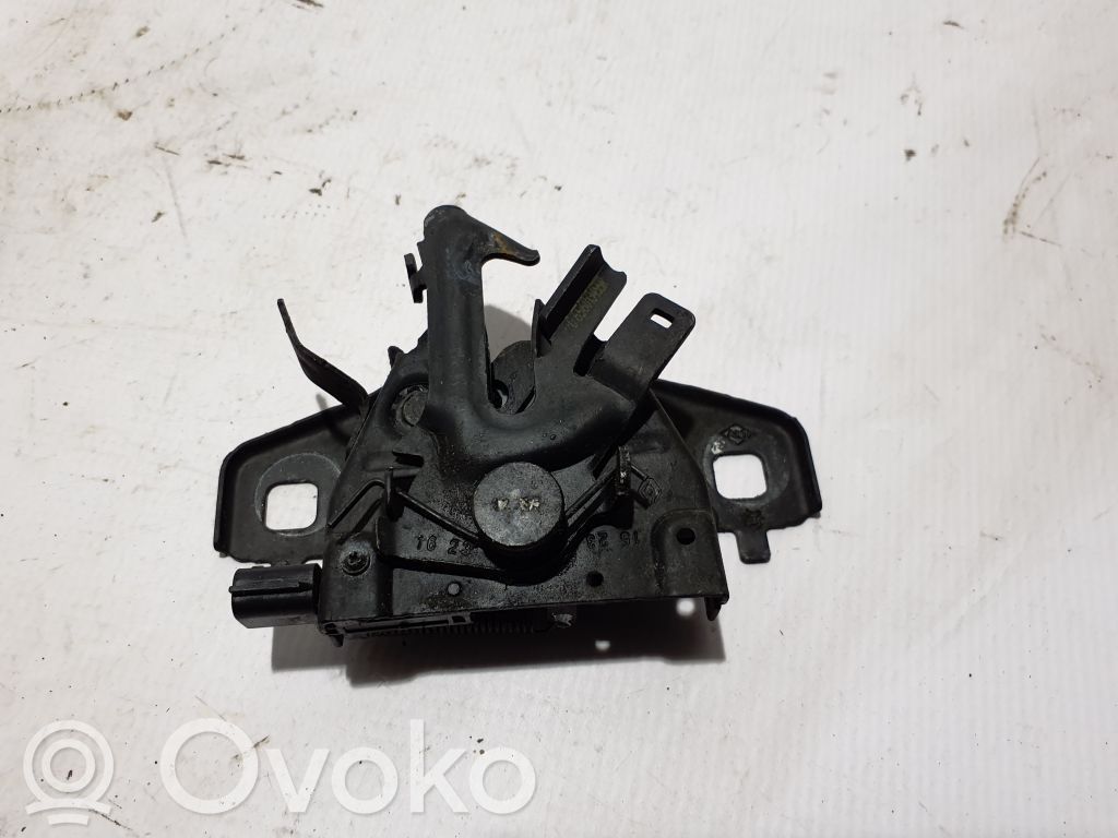 Mercedes-Benz Citan II W420 Engine bonnet (hood) release handle 