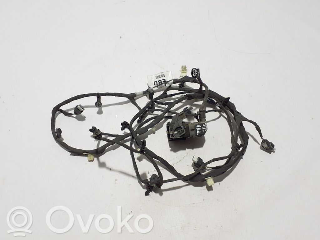 Cableado del sensor de aparcamiento (PDC)   LJ8T15K868EBD