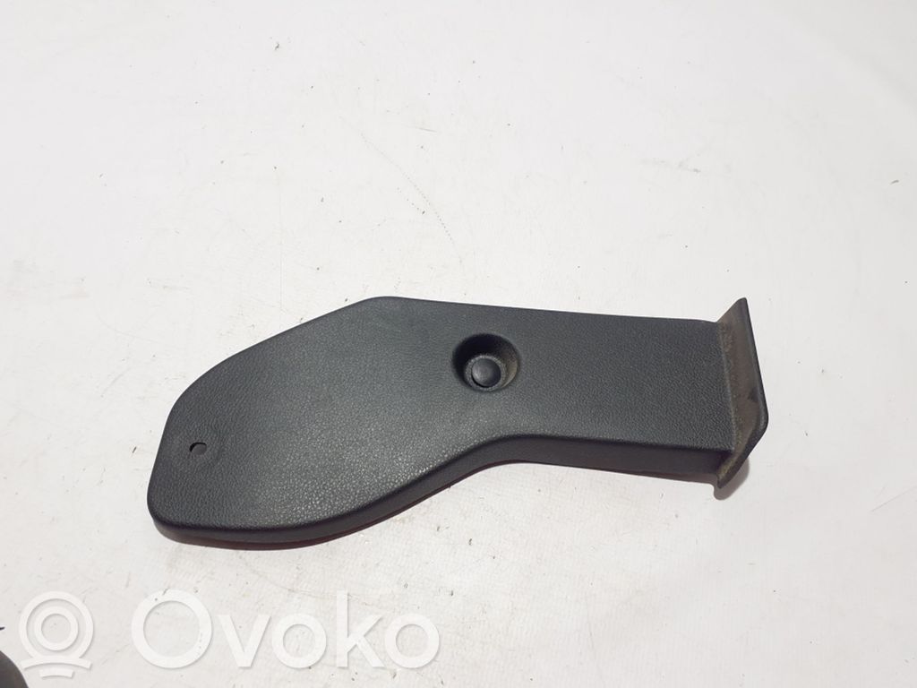 Renault Express Rivestimento montante (B) (superiore) 