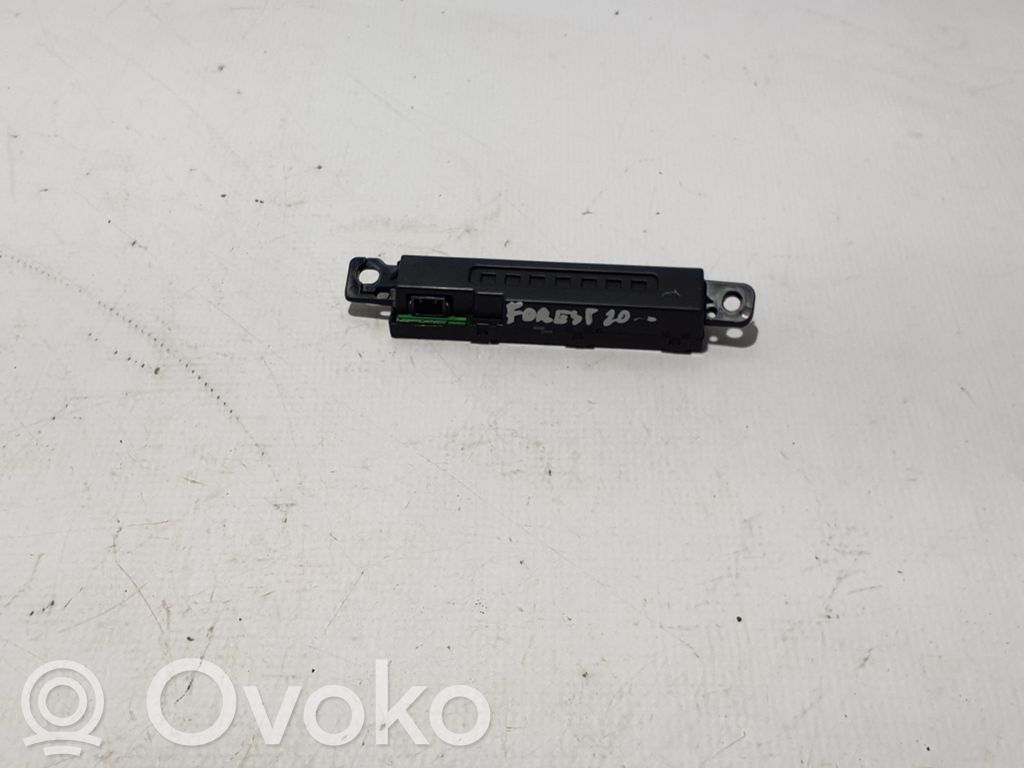 Subaru Forester SK Wzmacniacz anteny 