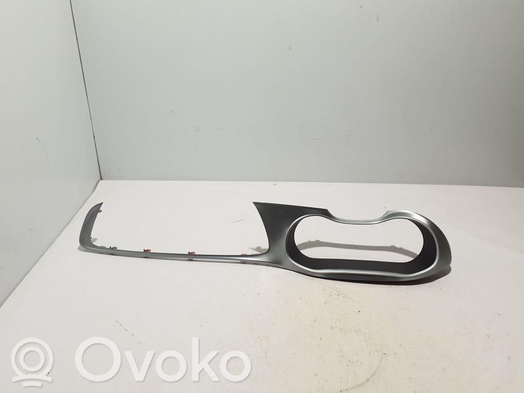 Chrysler Pacifica Dashboard trim 