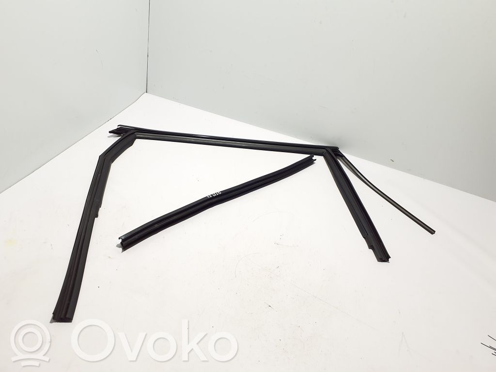 Audi Q7 4M Gummidichtung Tür hinten 