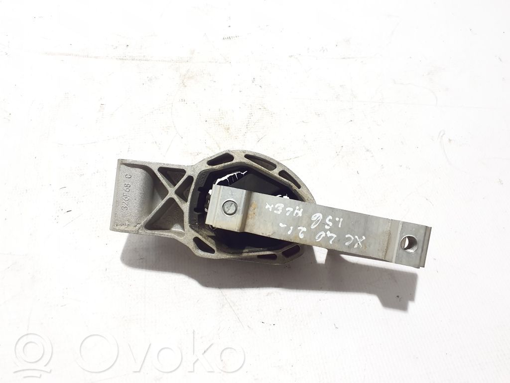 Engine mount bracket   32137482