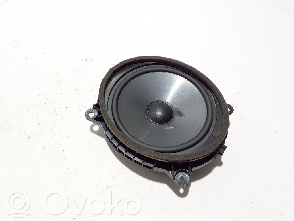 Lexus NX Altavoz de la puerta delantera 