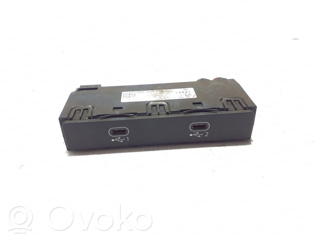 Audi A6 S6 C8 4K USB socket connector 
