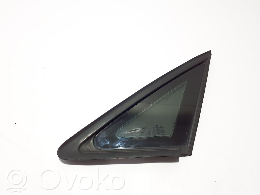 Audi A3 S3 8V Rear side window 
