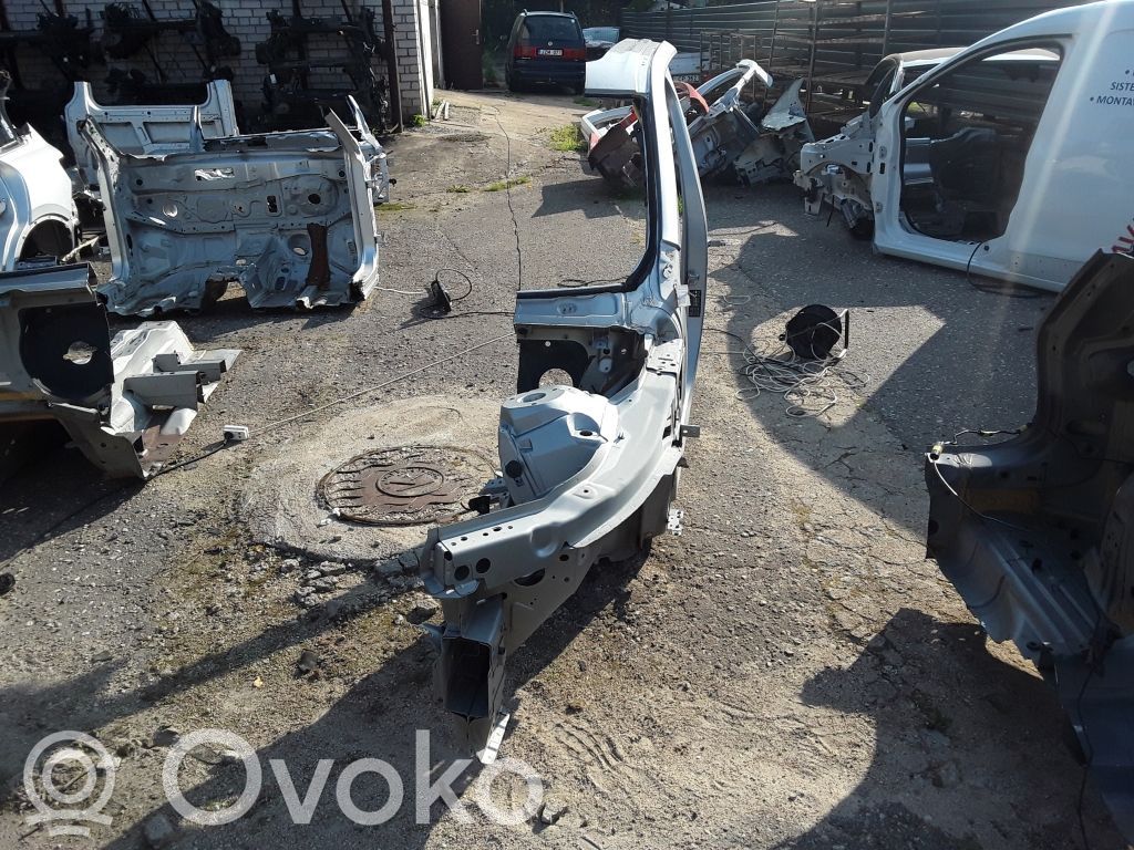 Volvo XC90 Panel lateral delantero 