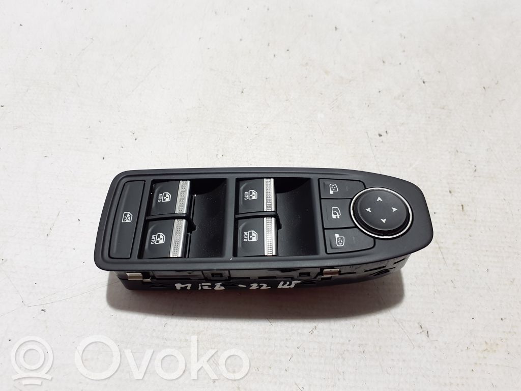 Renault Megane E-Tech Electric window control switch 