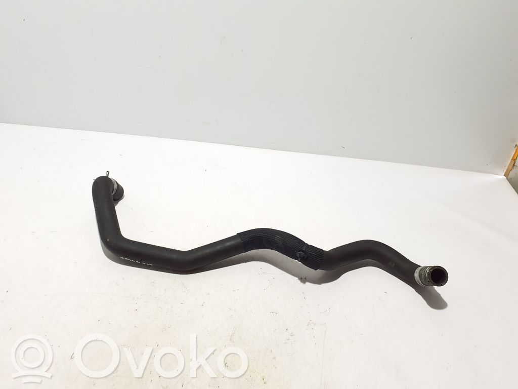 Renault Arkana Tubo flessibile del liquido di raffreddamento del motore