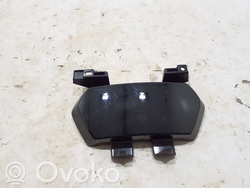 BMW X5 G05 Kita variklio skyriaus detalė 