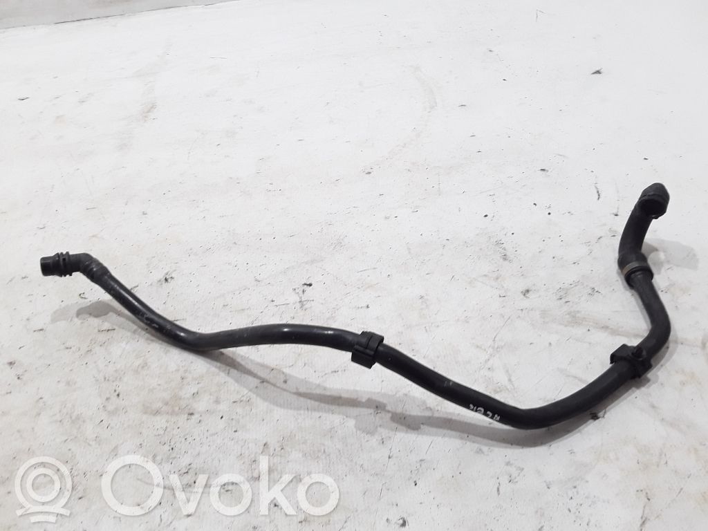 Mercedes-Benz EQS V297 Conductă/furtun lichid de răcire motor 