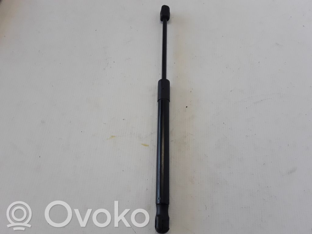 Konepellin kaasujousi   31425788