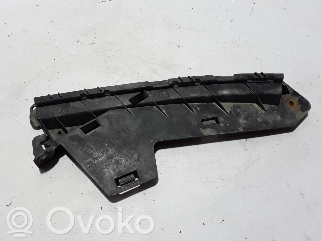 Volvo V70 Support de montage de pare-chocs avant