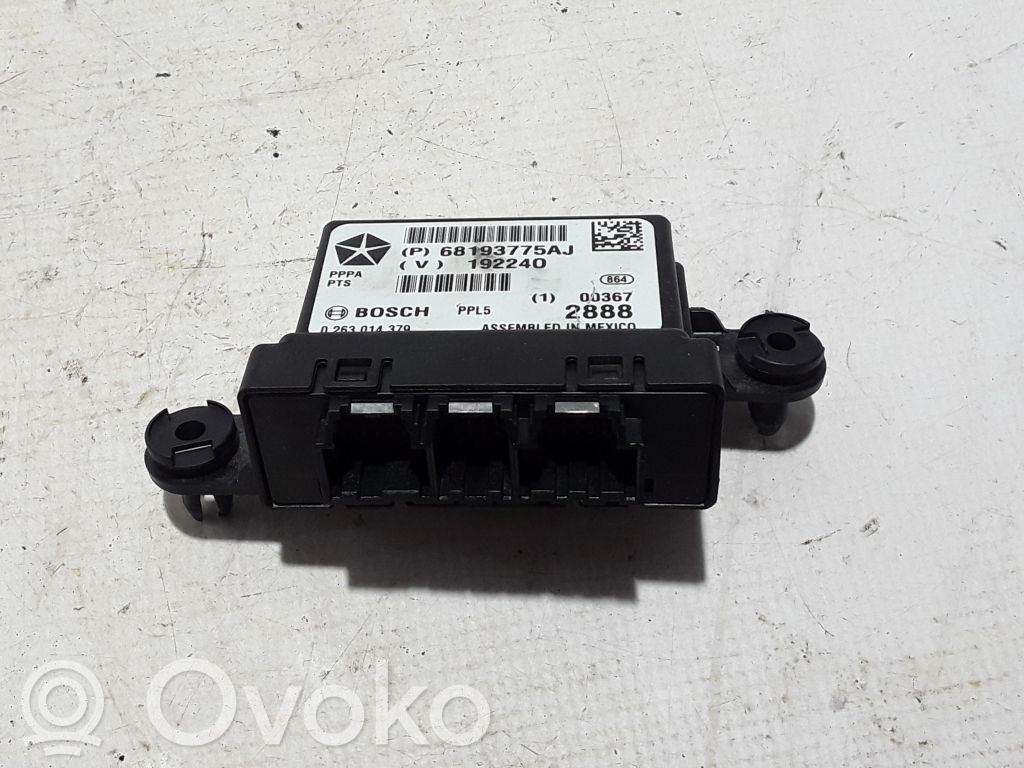 Chrysler Pacifica Parkavimo (PDC) daviklių valdymo blokas 