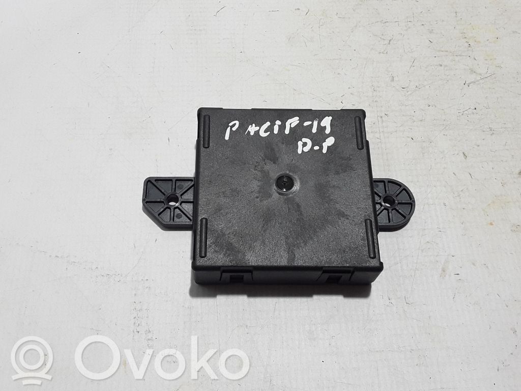 Unidad de control/módulo de la puerta   68316560AD
